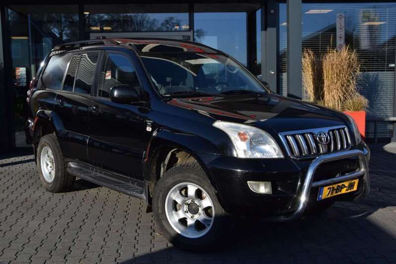 Zwart Gebruikt 2004 Toyota Land Cruiser Executive SUV | € 12.094 (Eerlijke prijs) - Afbeelding 1/4