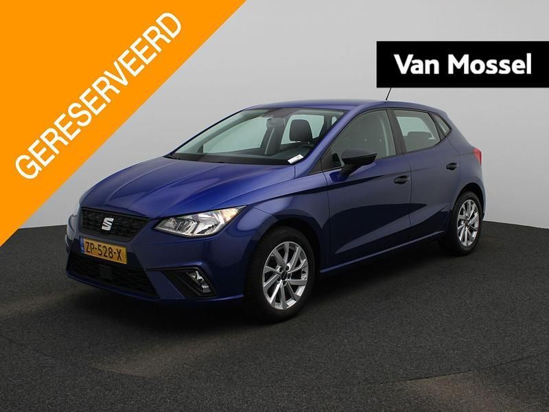 Blauw Gebruikt 2019 Seat Ibiza Reference Hatchback | € 12.900 (Iets duurder) - Afbeelding 1/4