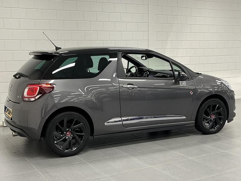 Occasion DS Automobiles DS3 Performance 112 PK (82 kW) 2018 Grijs Hatchback