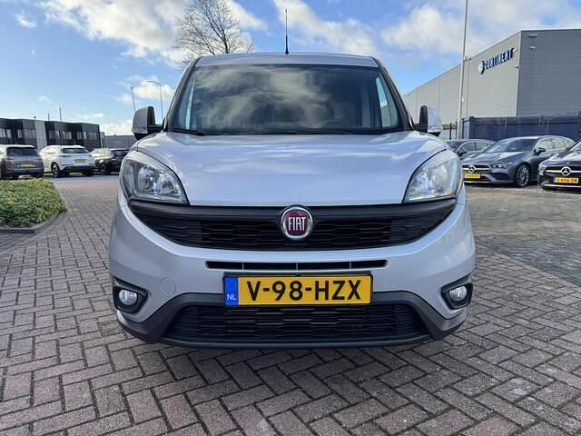 Occasion Fiat Doblò 90 PK (66 kW) 2016 Grijs (metallic) MPV