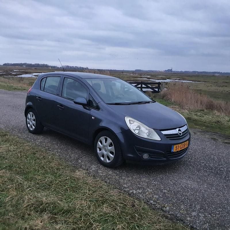Occasion Opel Corsa Enjoy 2008 Grijs (metallic) Hatchback