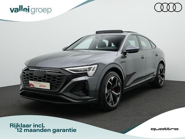 Grijs Gebruikt 2023 Audi Q8 Sportback e-tron S-Line SUV | € 57.900 - Afbeelding 1/4