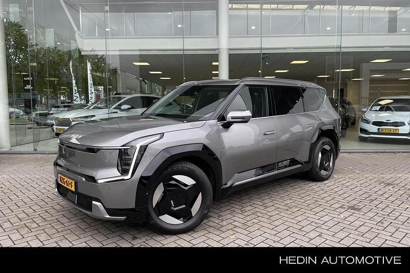 Grijs Nieuw 2025 Kia EV9 Plus SUV | € 67.995 (Eerlijke prijs) - Afbeelding 1/4