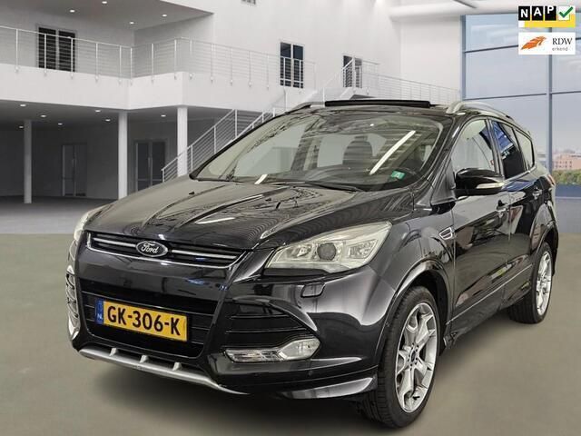 Zwart Gebruikt 2015 Ford Kuga Titanium SUV | € 8.950 (Super prijs) - Afbeelding 1/4