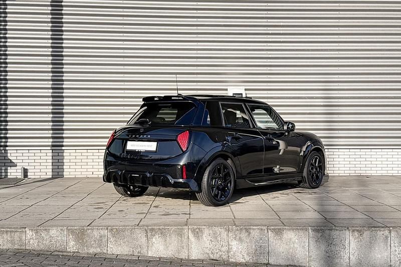 Occasion Mini John Cooper Works 156 PK (114 kW) 2025 Midnight black ii Hatchback