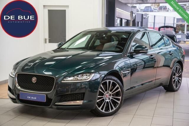 Groen Gebruikt 2016 Jaguar XF Portfolio Sedan | € 911 - Afbeelding 1/3