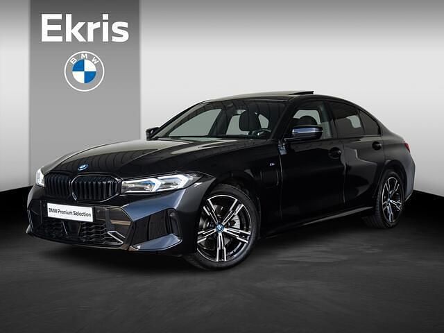 Zwart Gebruikt 2024 BMW 320 Comfort Edition Sedan | € 47.900 (Duur) - Afbeelding 1/4
