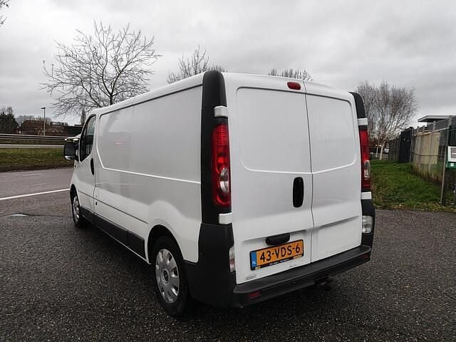 Occasion Opel Vivaro 114 PK (83 kW) 2007 Wit MPV