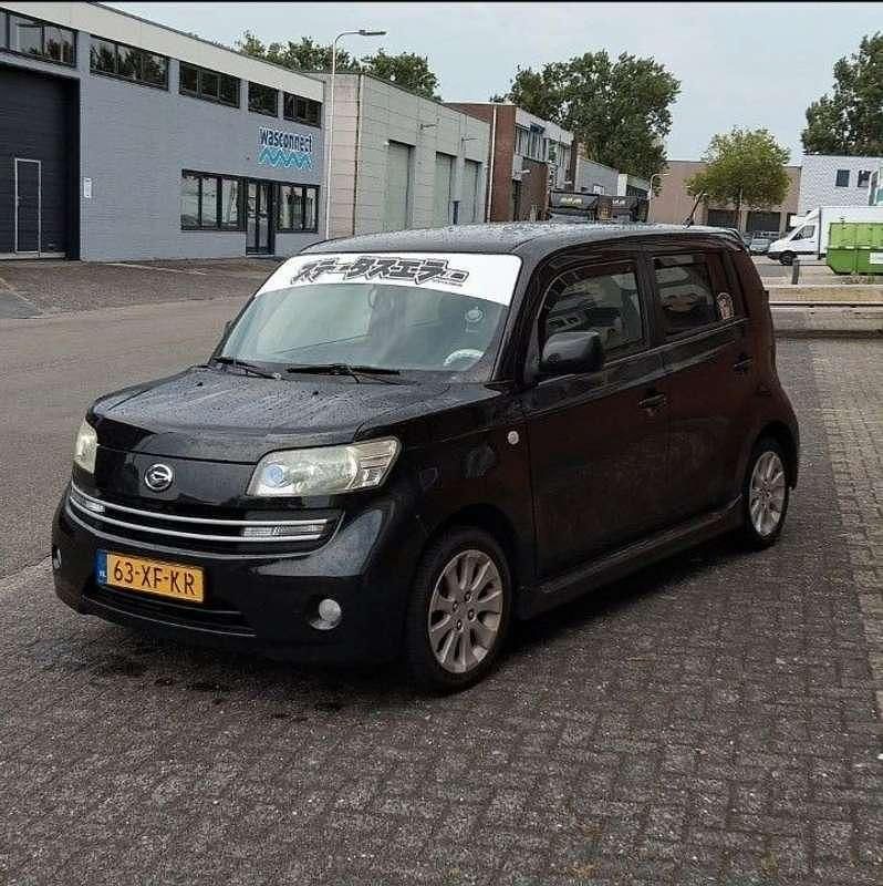 Zwart Gebruikt 2007 Daihatsu Materia MPV | € 2.700 (Eerlijke prijs) - Afbeelding 1/4