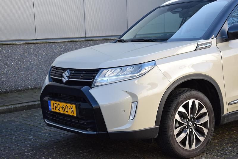 Occasion Suzuki Vitara Style 110 PK (80 kW) 2025 Bruin SUV