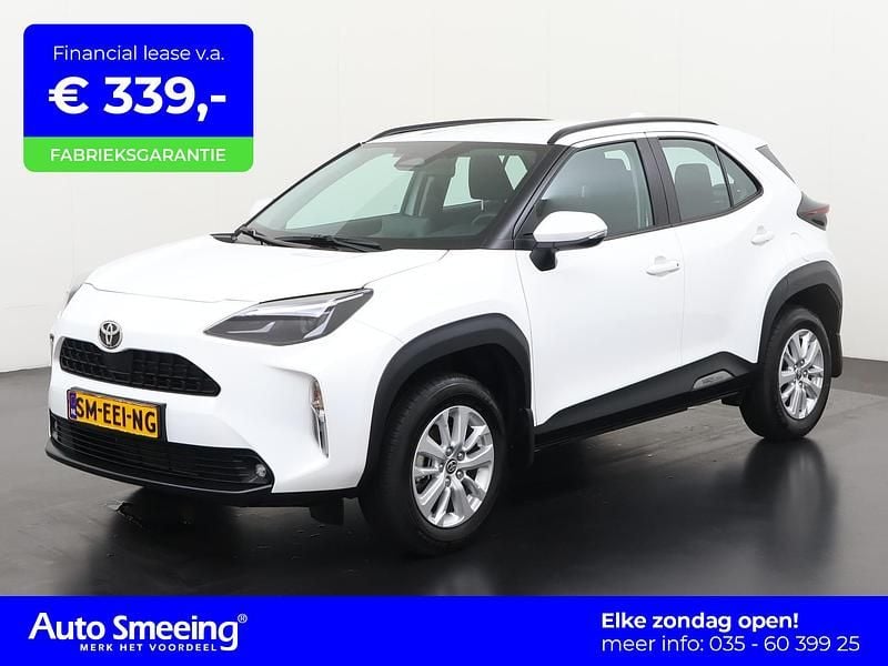 Wit Occasion 2026 Toyota Yaris Cross Limited SUV | € 25.740 (Super prijs) - Afbeelding 1/4