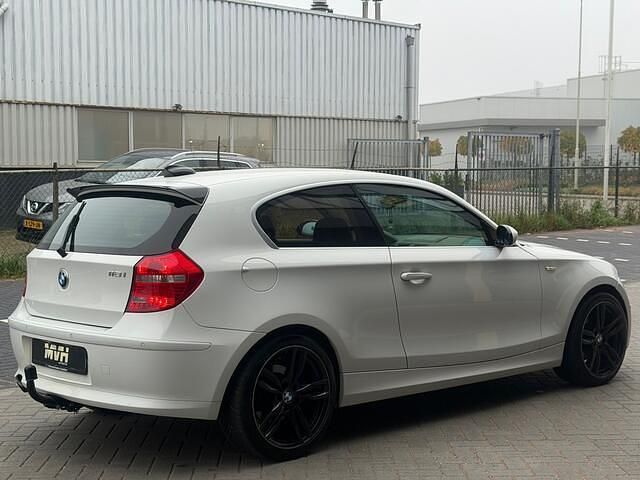 Occasion BMW 118 143 PK (105 kW) 2009 Wit Hatchback