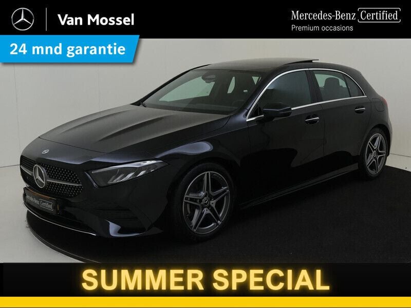 Zwart Gebruikt 2024 Mercedes A180 AMG line Hatchback | € 37.945 (Duur) - Afbeelding 1/4