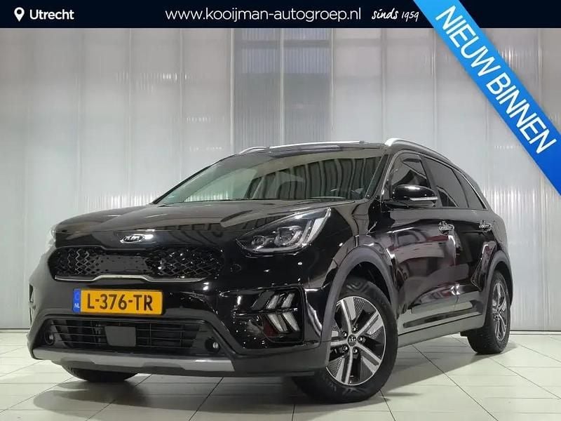 Zwart Gebruikt 2021 Kia Niro SUV | € 27.749 (Iets duurder) - Afbeelding 1/4