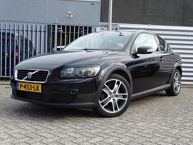 Zwart Gebruikt 2007 Volvo C30 Momentum Hatchback | € 12.940 (Eerlijke prijs) - Afbeelding 1/4