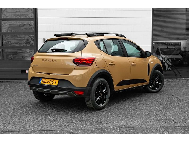 Occasion Dacia Sandero Extreme 93 PK (68 kW) 2025 Bruin (metallic) Hatchback