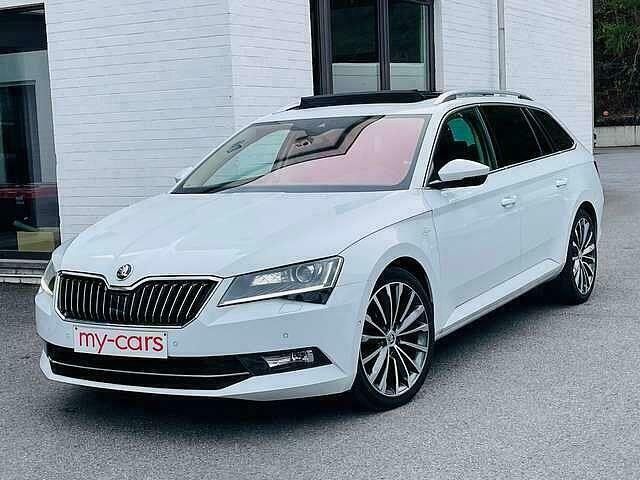 Wit Gebruikt 2016 Skoda Superb LAURIN & KLEMENT Stationwagen | € 23.900 (Duur) - Afbeelding 1/4