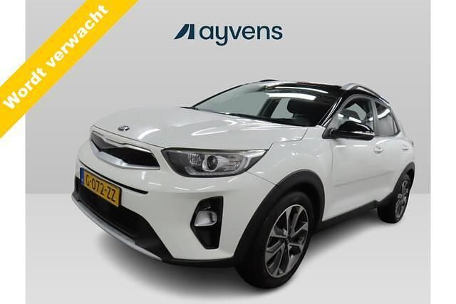 Wit Occasion 2020 Kia Stonic SUV | € 14.999 (Goede deal) - Afbeelding 1/4