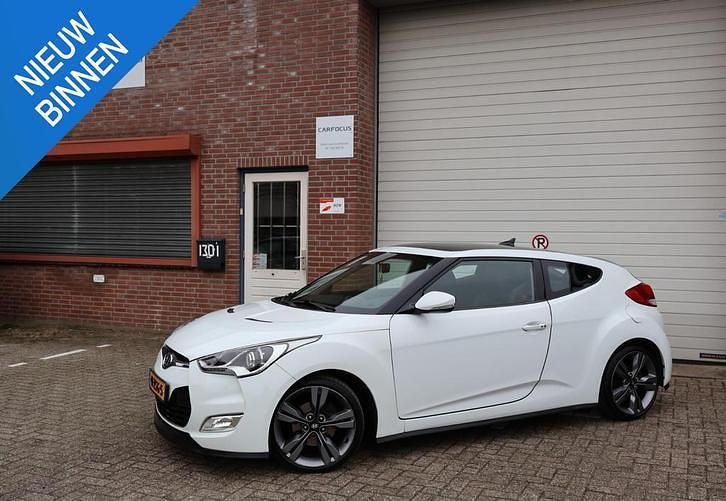 Wit Occasion 2013 Hyundai Veloster Coupé | € 4.799 (Goede deal) - Afbeelding 1/4