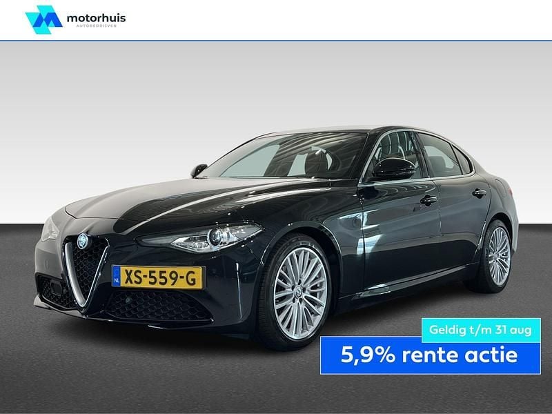 Zwart Gebruikt 2019 Alfa Romeo Giulia Super Sedan | € 27.930 (Eerlijke prijs) - Afbeelding 1/4