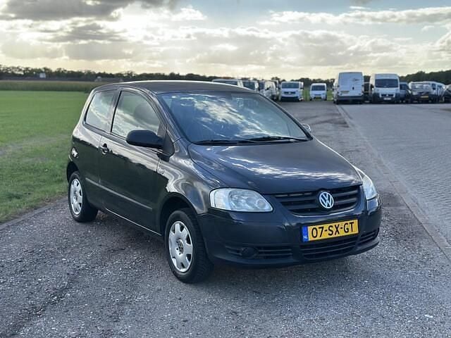 Occasion VW Fox Trendline 54 PK (39 kW) 2006 Grijs Hatchback