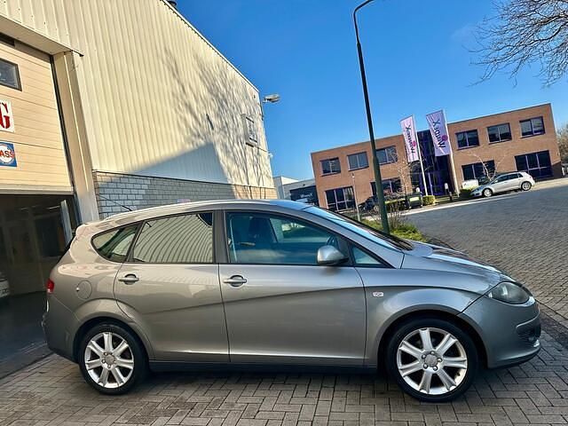 Occasion Seat Altea XL 102 PK (75 kW) 2008 Grijs MPV