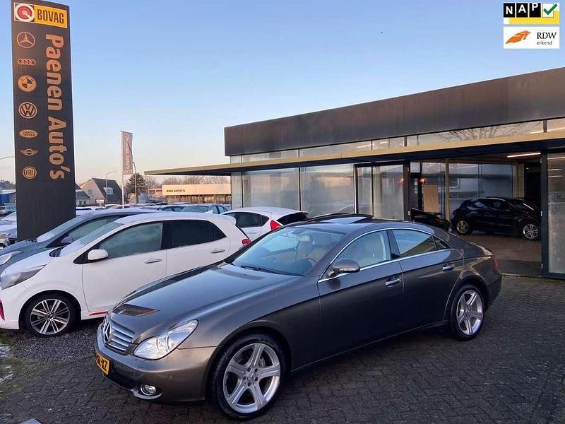 Grijs Gebruikt 2006 Mercedes CLS500 Sedan | € 15.950 (Iets duurder) - Afbeelding 1/4