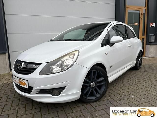 Wit Occasion 2009 Opel Corsa OPC Hatchback | € 4.499 (Eerlijke prijs) - Afbeelding 1/4