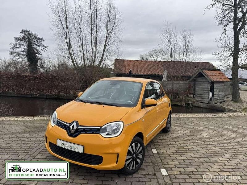 Occasion Renault Twingo Intens 60 kW (82 PK) 2021 Geel Hatchback