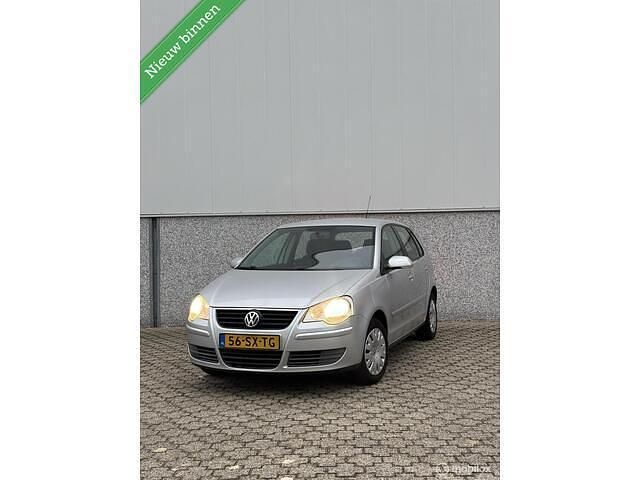 Grijs Gebruikt 2006 VW Polo Sportline Hatchback | € 2.699 (Eerlijke prijs) - Afbeelding 1/4