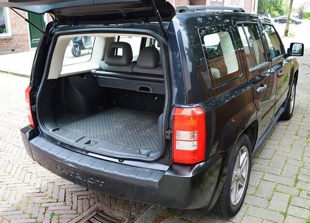 Occasion Jeep Patriot 170 PK (125 kW) 2008 Zwart SUV
