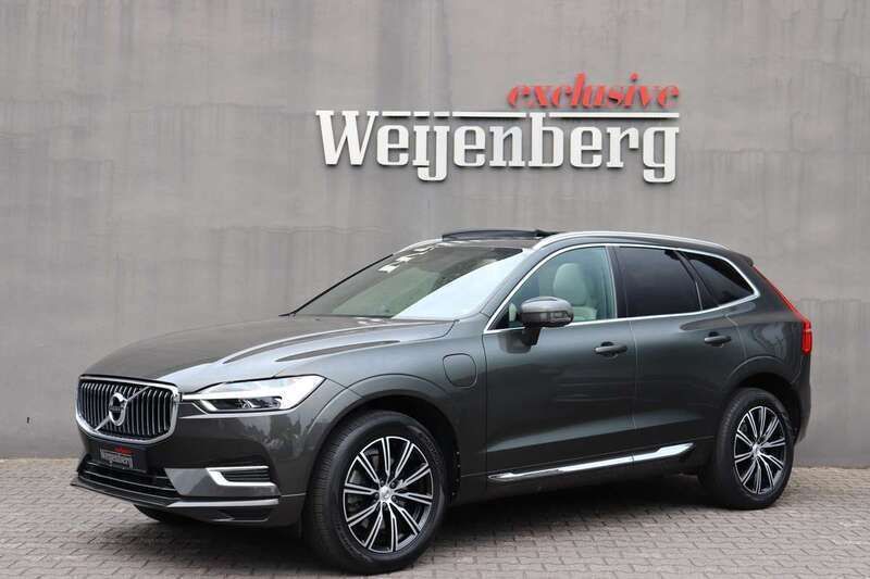 Grijs, metallic lak Gebruikt 2020 Volvo XC60 Inscription SUV | € 32.900 (Super prijs) - Afbeelding 1/4