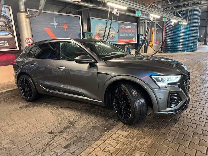 Occasion Audi Q8 e-tron 300 kW (408 PK) 2023 SUV