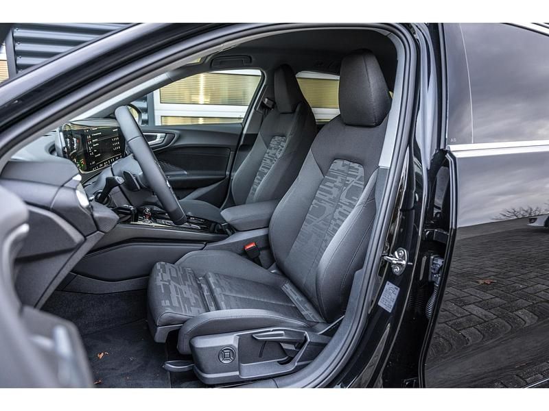 Occasion Audi A5 Advanced 300 PK (220 kW) 2025 Zwart Sedan