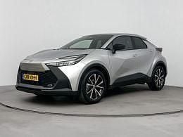 Grijs Occasion 2025 Toyota C-HR SUV | € 31.945 (Super prijs) - Afbeelding 1/3