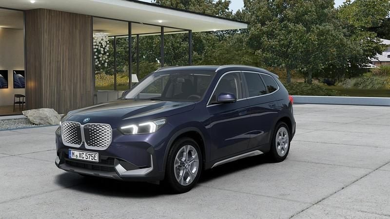 Blauw Nieuw 2025 BMW iX1 Comfort Edition SUV | € 57.916 (Goede deal) - Afbeelding 1/4