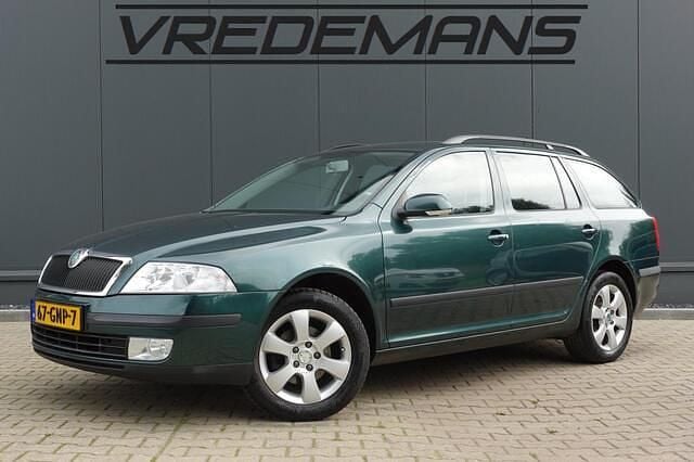 Groen Gebruikt 2008 Skoda Octavia Tour Stationwagen | € 2.450 (Super prijs) - Afbeelding 1/4