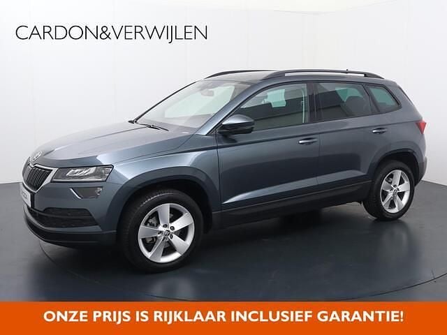 Grijs (metallic) Gebruikt 2021 Skoda Karoq Business Line SUV | € 26.840 (Super prijs) - Afbeelding 1/4