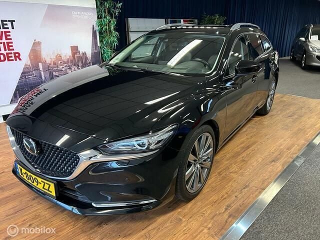 Zwart Gebruikt 2018 Mazda 6 Signature Stationwagen | € 23.900 (Eerlijke prijs) - Afbeelding 1/4