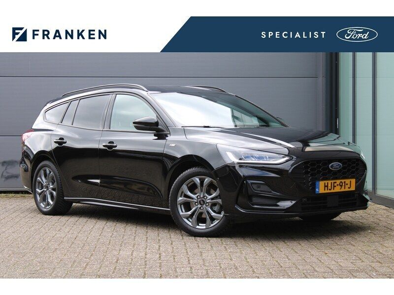 Zwart Gebruikt 2023 Ford Focus ST-Line X Stationwagen | € 23.950 (Goede deal) - Afbeelding 1/4