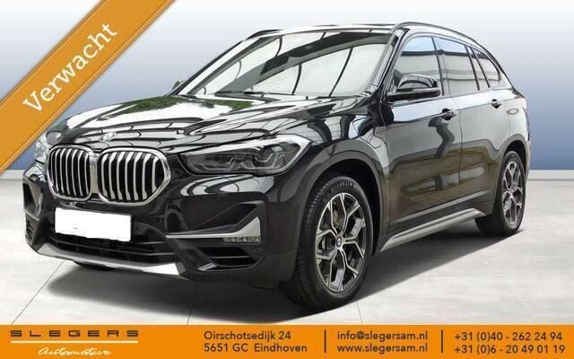 Zwart Gebruikt 2021 BMW X1 Executive SUV | € 27.950 (Eerlijke prijs) - Afbeelding 1/4