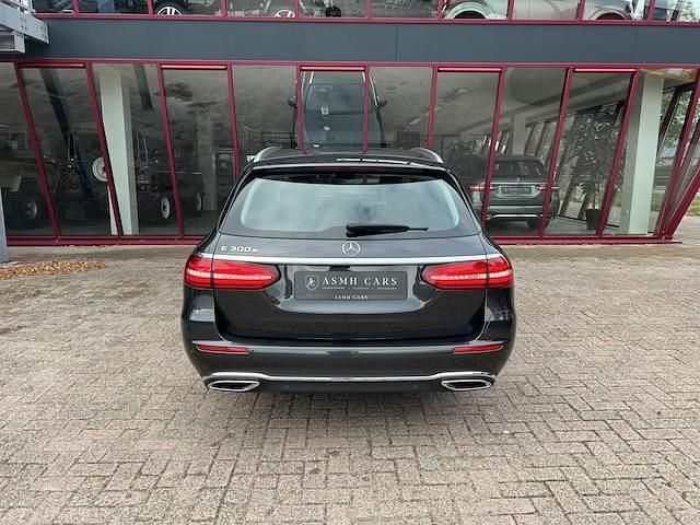 Occasion Mercedes E300 Business 211 PK (155 kW) 2021 Grijs Stationwagen