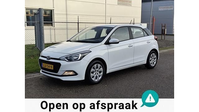 Wit Occasion 2016 Hyundai i20 Hatchback | € 7.350 (Eerlijke prijs) - Afbeelding 1/4