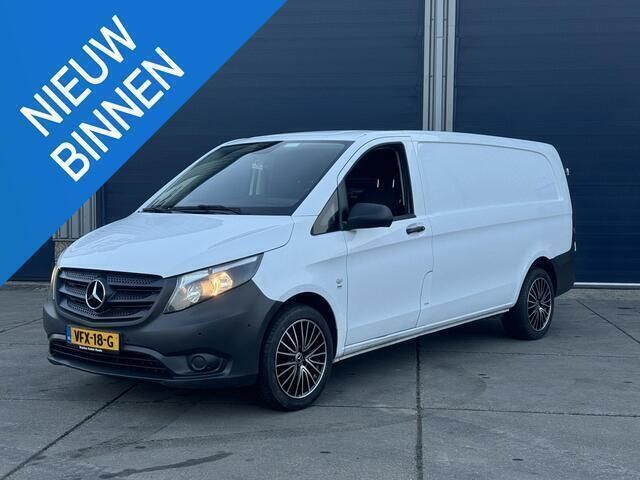N.v.t. Gebruikt 2020 Mercedes Vito MPV | € 15.850 - Afbeelding 1/4