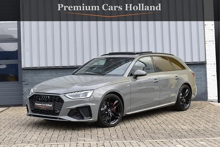 Grijs Gebruikt 2020 Audi A4 Sport Stationwagen | € 32.950 (Duur) - Afbeelding 1/4