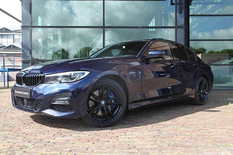 Blauw Gebruikt 2020 BMW 330 M Sport Sedan | € 37.750 (Eerlijke prijs) - Afbeelding 1/4