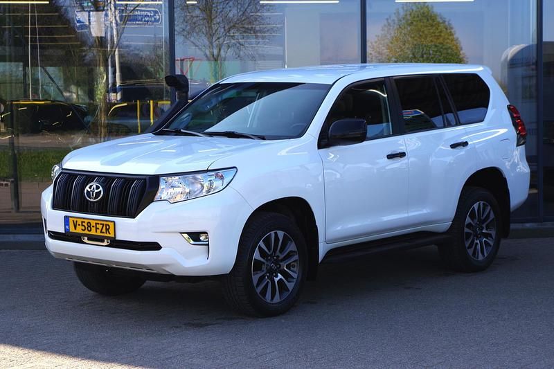 Wit Gebruikt 2019 Toyota Land Cruiser Comfort SUV | € 37.500 (Goede deal) - Afbeelding 1/4