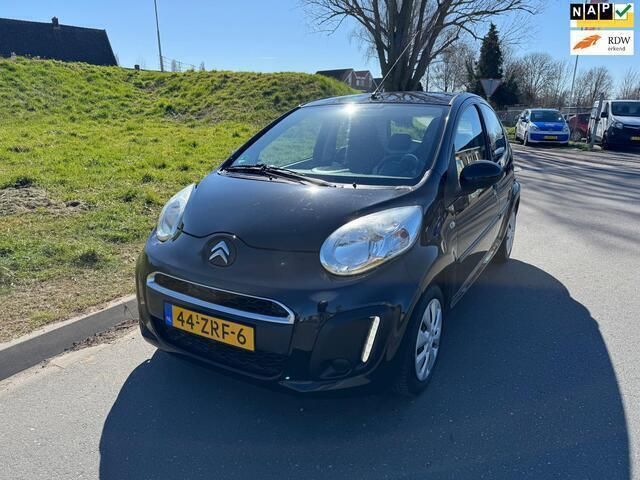 Zwart Gebruikt 2013 Citroën C1 Hatchback | € 4.949 (Eerlijke prijs) - Afbeelding 1/4
