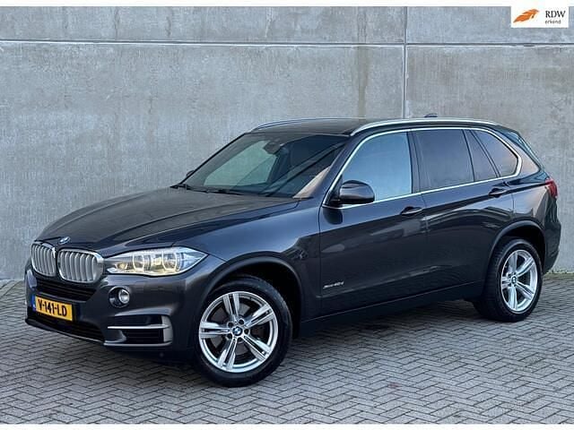 Grijs Gebruikt 2014 BMW X5 SUV | € 22.340 (Goede deal) - Afbeelding 1/4