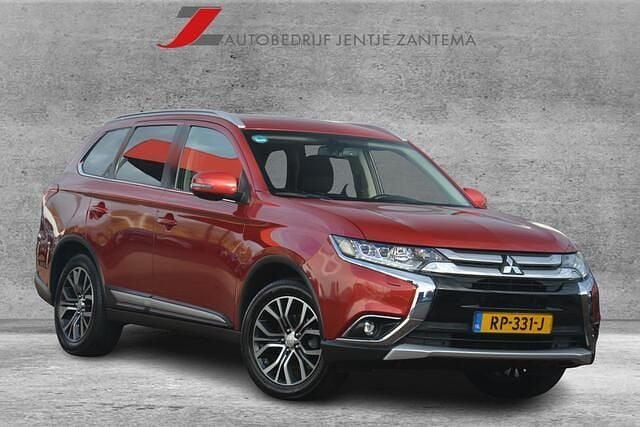 Rood Gebruikt 2018 Mitsubishi Outlander SUV | € 21.950 (Goede deal) - Afbeelding 1/4